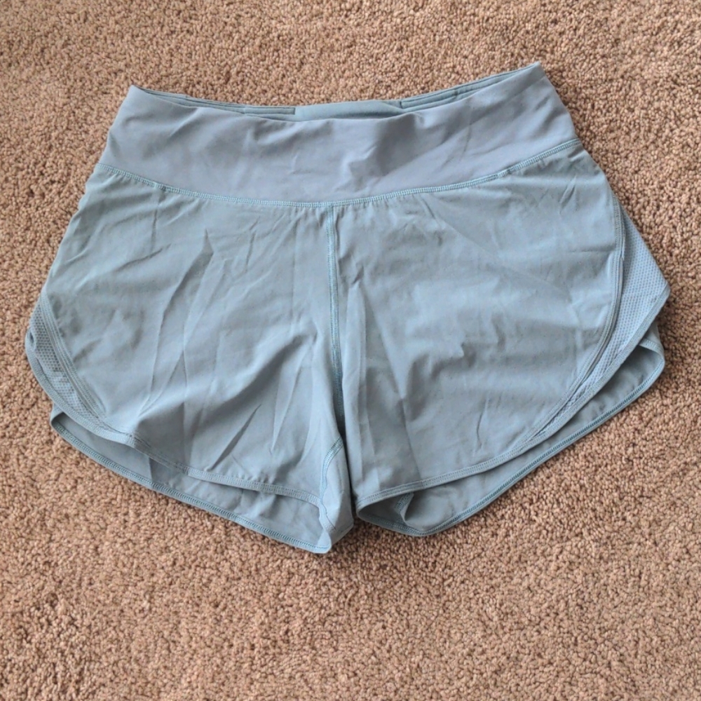 Lululemon off route running short